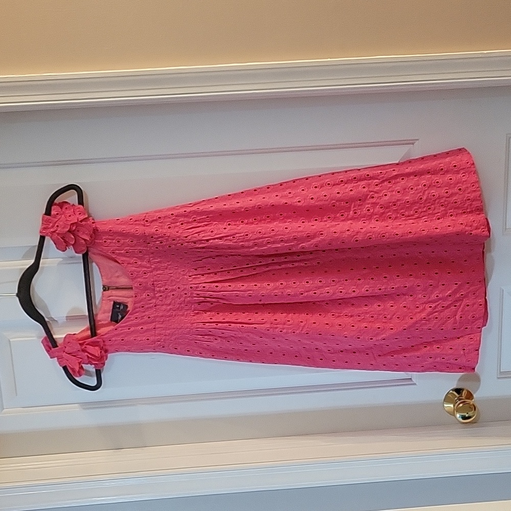 Muse fushia eyelet dress 6 - Picture 1 of 9